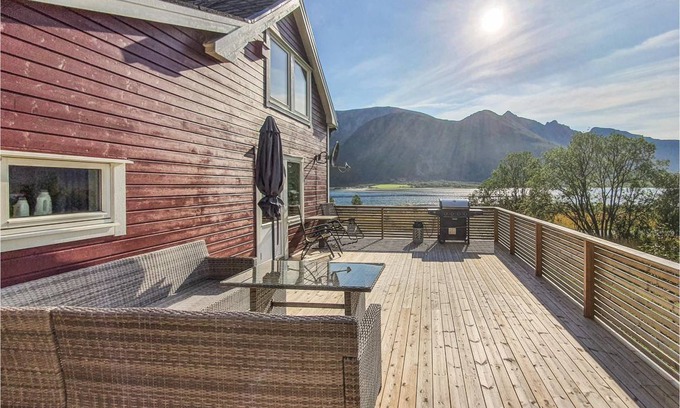 Sortland House | 75 m² House ∙ 3 bedrooms ∙ 5 guests
