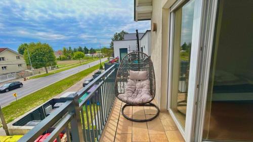 Fohrenhain Apartment | 75 m2 Rooftop Apartment with Balcony