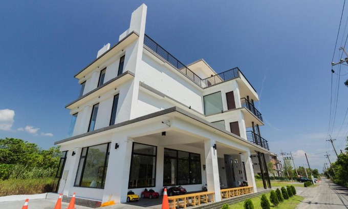 Dongshan House | 76 Family B&B