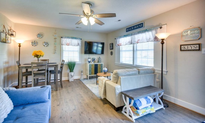 Buckroe Beach House | 76 m² House ∙ 2 bedrooms ∙ 6 guests
