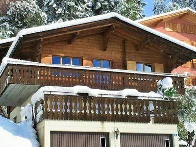 Laax Apartment | 78 m² Apartment ∙ 2 bedrooms ∙ 4 guests