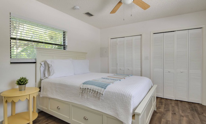Safety Harbor House | 7A Newly Renovated 1/1 at Coastal Cottages