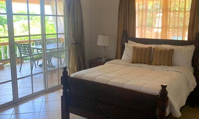 Urbanizacion Tavarez Villa | 7BD kids-frendly complex, tennis/basket/football courts, playground, near beach