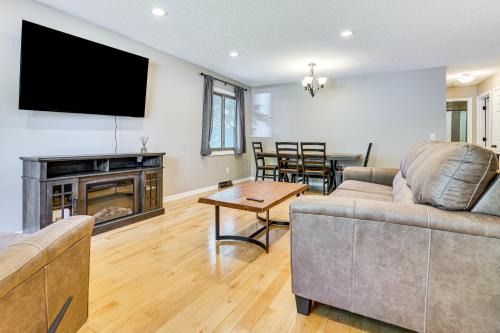 Richfield House | 8 Mi to Central Minneapolis Modern Home with Yard