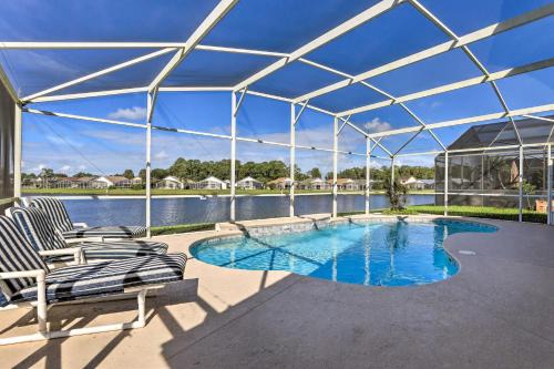 Eagle Pointe South House | 8 Mi to Disney World Home with Lanai and Game Room!