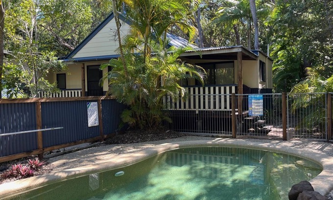 Rainbow Beach House | 8 Orania Court - Rainbow Shores. Privacy, Peace and Quiet
