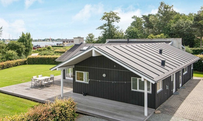 Boeslum House | 8 person holiday home in Juelsminde-By Traum