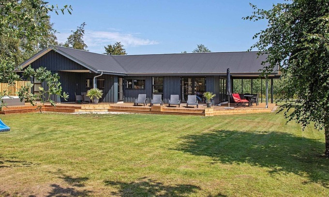 Bøtø By House | 8 person holiday home in Væggerløse