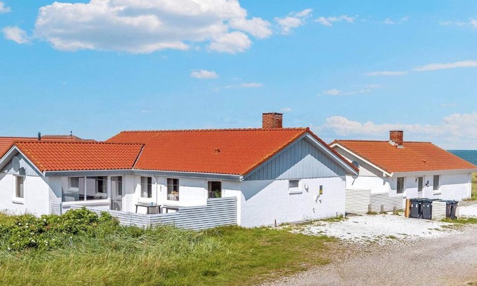 Lild Strand House | 8 person holiday home in Frøstrup-By Traum