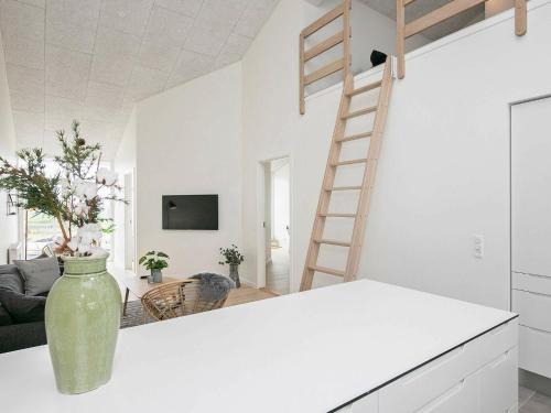 Sondervig Apartment | 8 person holiday home in Ringkøbing-By Traum