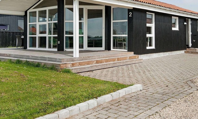Ronde House | 8 person holiday home in Rønde