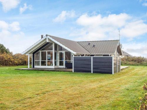 Vrist Strand House | 8 person holiday home in Harboøre-By Traum