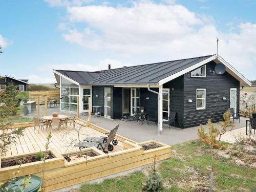 Lokken House | 8 person holiday home in Løkken-By Traum