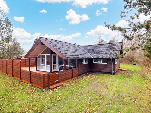 Kramnitse House | 8 person holiday home in Rødby-By Traum