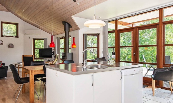 Sønderstrand House | 8 person holiday home in Rømø