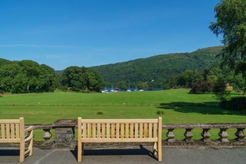 Low Newton House | 8 The Lake - Lake Access - Perfect for couples