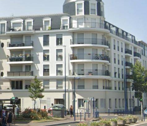 Drancy Centre Apartment | 80 m² Apartment ∙ 1 bedroom ∙ 7 guests