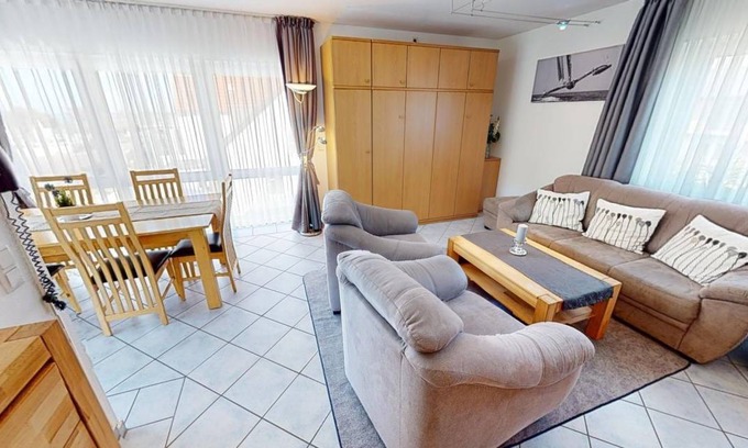 Laboe Apartment | 80 m² Apartment ∙ 2 bedrooms ∙ 6 guests