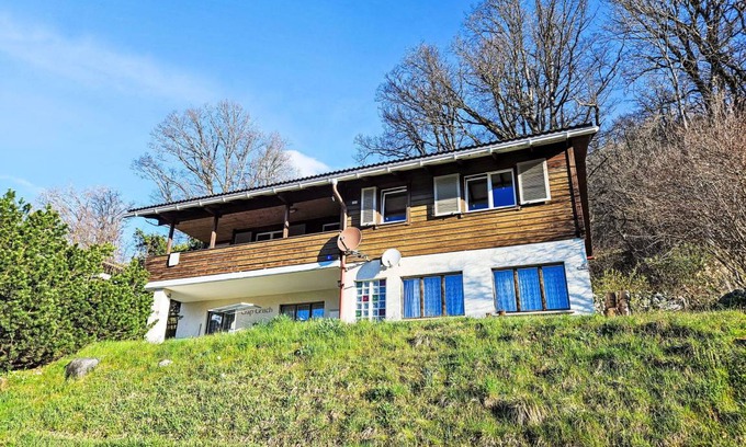 Ruschein Apartment | 80 m² Apartment ∙ 3 bedrooms ∙ 5 guests