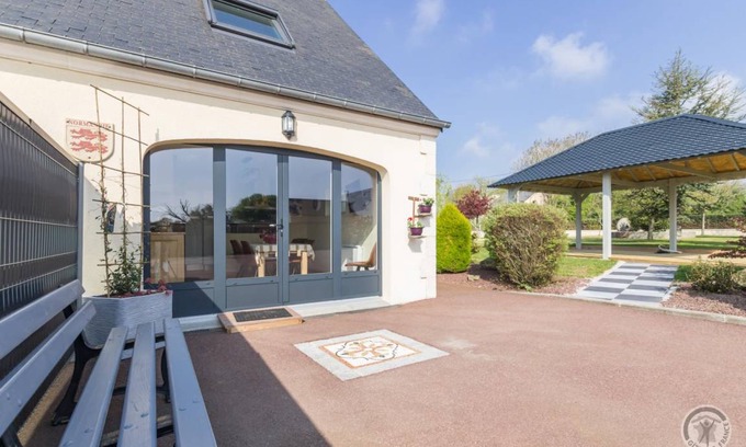 Saint-Floxel House | 80 m² Gîte ∙ 3 bedrooms ∙ 6 guests