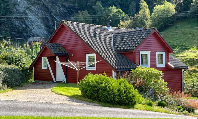 Grimsland House | 80 m² House ∙ 1 bedroom ∙ 4 guests