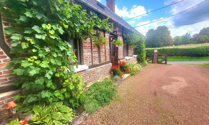 Parfondeval House | 80 m² House ∙ 2 bedrooms ∙ 4 guests