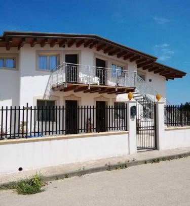 Brucoli House | 80 m² House ∙ 2 bedrooms ∙ 7 guests