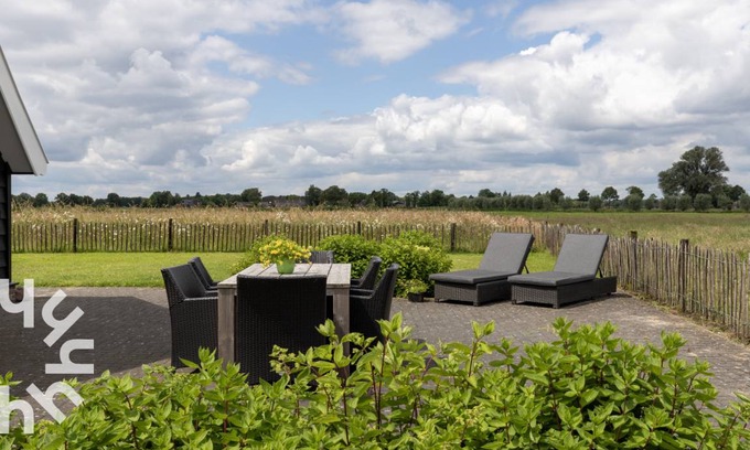 Linde House | 80 m² House ∙ 2 bedrooms ∙ 5 guests