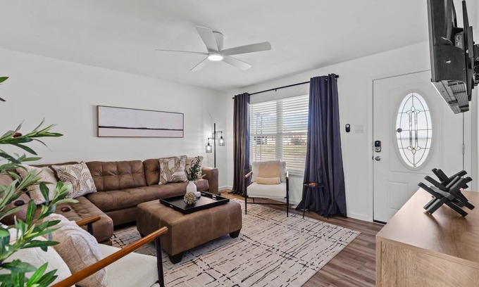 O'Fallon House | 80 m² House ∙ 3 bedrooms ∙ 8 guests