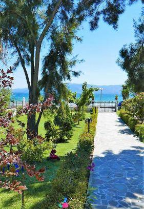 Amarinthos House | 80 m² House ∙ 3 bedrooms ∙ 8 guests