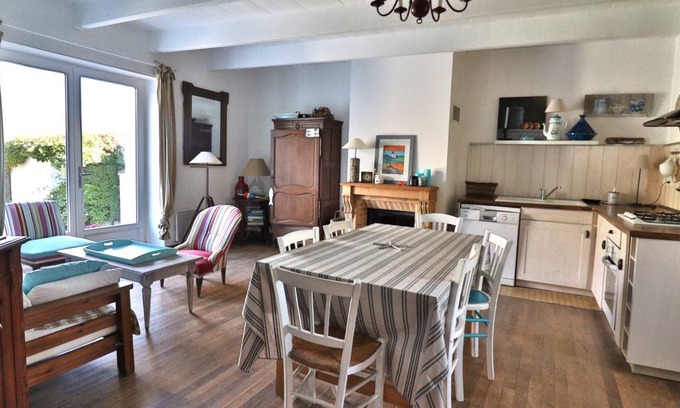 Groix House | 80 m² House ∙ 4 bedrooms ∙ 8 guests