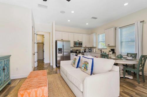 West Kissimmee House | 8081 Knee Deep Rd