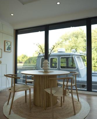 Billbrook Boat Rental | 80qm privates Hausboot in Hamburg-Mitte