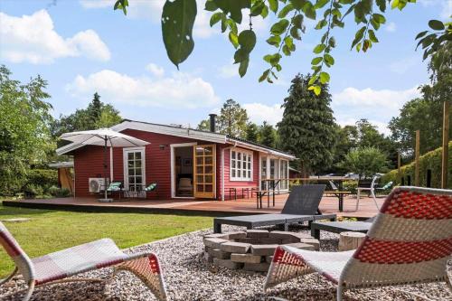 Sandvig House | 8150-Mern-Tangvej-5