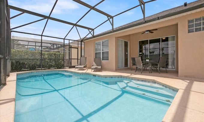 Windsor Palms House | 8190 Fan Palm