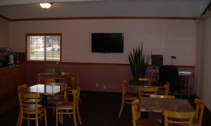 North Platte Hotel | 83 Motel