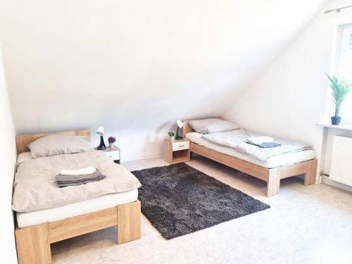 Dietzenbach Apartment | 84 m² Apartment ∙ 3 bedrooms ∙ 5 guests