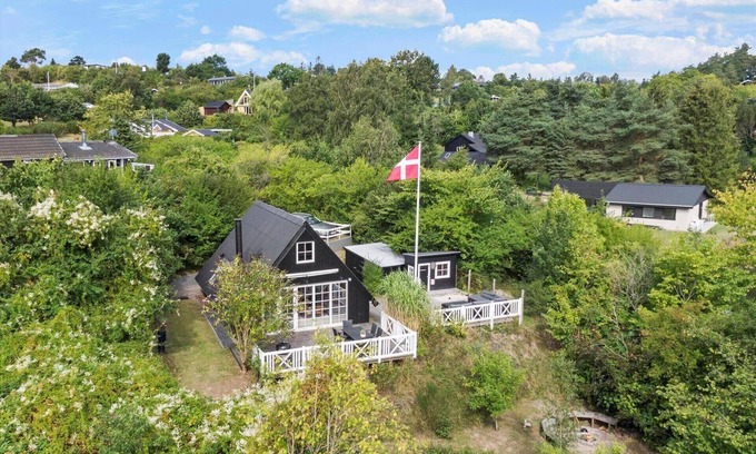 Handrup Strand House | 84120 Ebeltoft - Mosevej 10