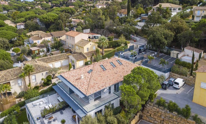 Sainte-Maxime Apartment | 85 m² Apartment ∙ 3 bedrooms ∙ 6 guests