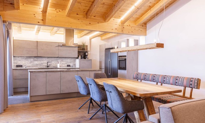 Lermoos Apartment | 86 m² Apartment ∙ 2 bedrooms ∙ 6 guests
