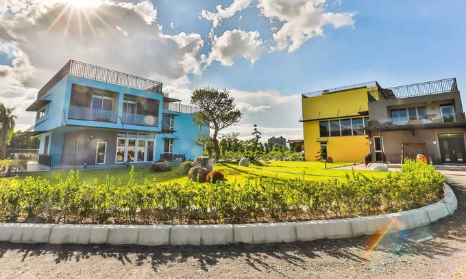 Wujie Bed & Breakfast | 89 HAPPY BNB