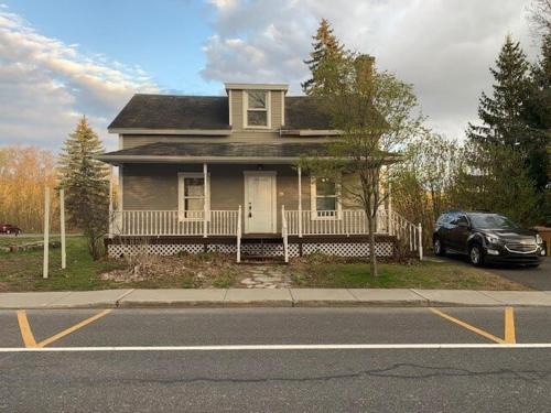 Bromont House | 891 shefford 4-bedroom house