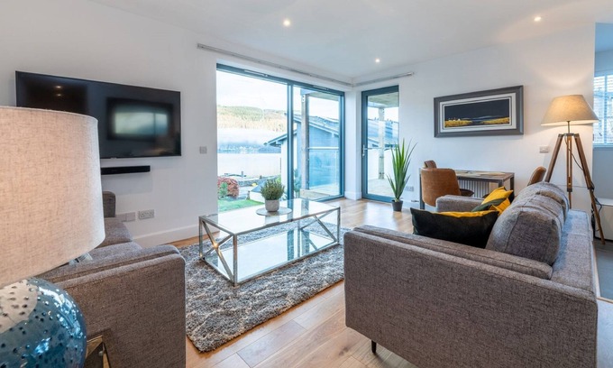 Kenmore Apartment | 9 Loch View luxury loch views