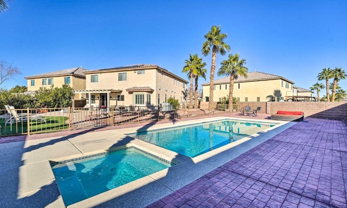Sunrise Manor House | 9 Mi to Strip Las Vegas Home with Pool and Hot Tub!