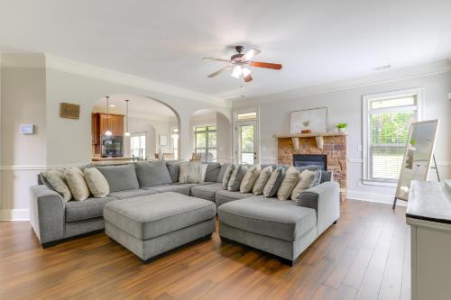 Fayetteville House | 9 Mi to Trilith Studios Gem in Fayetteville!