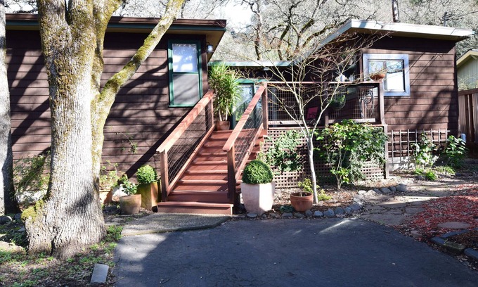 Fetters Hot Springs-Agua Caliente House | 9 Oaks- The gem under the Oak Trees!
