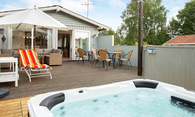 Bøtø By House | 9 person holiday home in Væggerløse