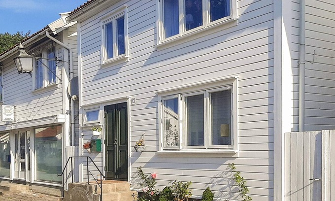 Mandal House | 9 person holiday home in mandal