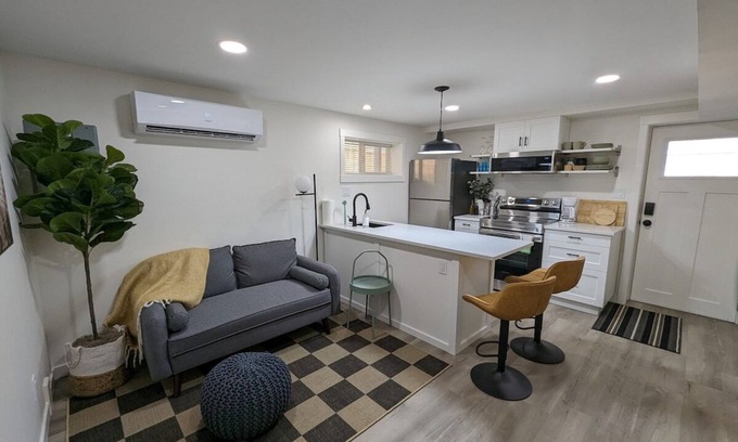 Kamloops Apartment | 90 Day+ Studio Basement Suite