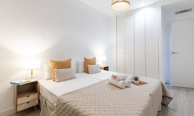 Sant Francesc Apartment | 90 m² Apartment ∙ 2 bedrooms ∙ 6 guests